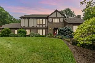 117 Lester Ln, Fort Thomas, KY 41075 - Photo 1