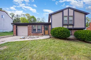 36 Crystal Lake Dr, Covington, KY 41017 - Photo 1