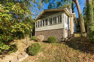 91 Grandview Ave, Fort Thomas, KY 41075 - Photo 1