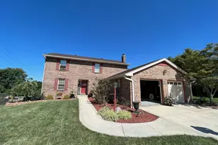 743 Heather Ct, Villa Hills, KY 41017 - Photo 1