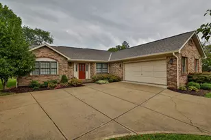 2496 Kremers Ln, Villa Hills, KY 41017 - Photo 1