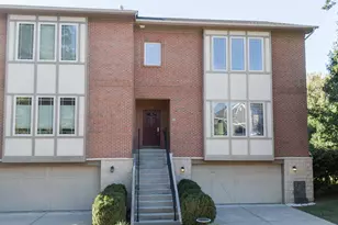 323 Eden Ave, Bellevue, KY 41073 - Photo 1