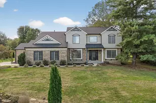 1547 Jolee Dr, Hebron, KY 41048 - Photo 1