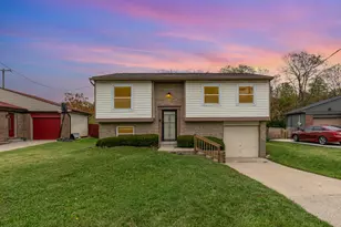 7730 E Covered Bridge Dr, Florence, KY 41042 - Photo 1