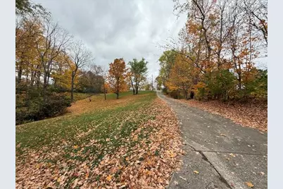 10263 Decoursey Pike, Latonia, KY 41015 - Photo 1