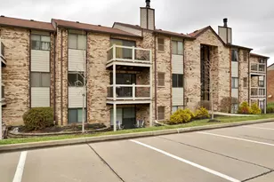 14 Woodland Hills Dr, Southgate, KY 41071 - Photo 1