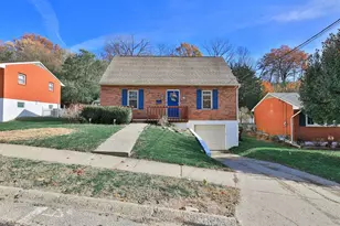 137 Valley View Dr, Southgate, KY 41071 - Photo 1