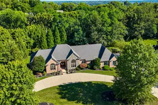 913 Rosewood Dr, Villa Hills, KY 41017 - Photo 1