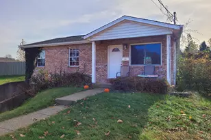 21 Cardinal Dr, Florence, KY 41042 - Photo 1