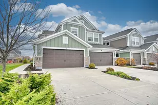 2202 Piazza RDG, Covington, KY 41017 - Photo 1