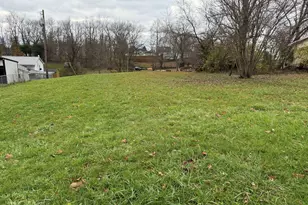 90 Botts St, Owenton, KY 40359 - Photo 1
