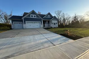 10595 Brookhurst Ln S, Union, KY 41091 - Photo 1