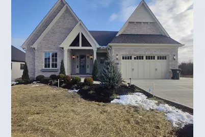 392 Crown Point Circle, Crestview Hills, KY 41017 - Photo 1