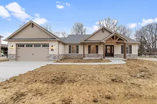 782 Elizabeth Dr, Florence, KY 41042 - Photo 1