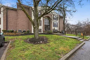 624 Truman Ln, Bellevue, KY 41073 - Photo 1