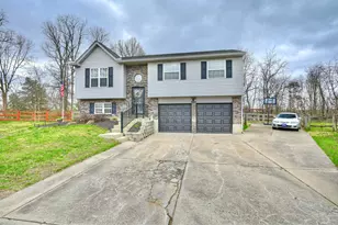222 Springwood Dr, Alexandria, KY 41001 - Photo 1