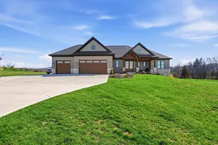 1607 Lickert Rd, Alexandria, KY 41001 - Photo 1