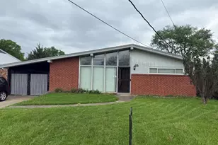 15 Juarez Cir, Covington, KY 41017 - Photo 1
