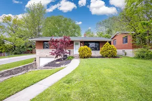 418 Division St, Erlanger, KY 41018 - Photo 1