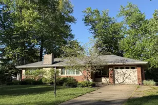 150 Kathleen Dr, Fort Mitchell, KY 41017 - Photo 1
