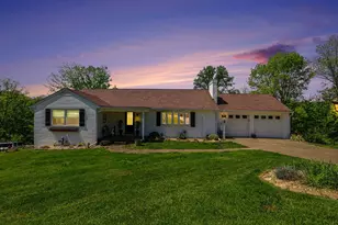 672 Hillcrest Rd, Maysville, KY 41056 - Photo 1