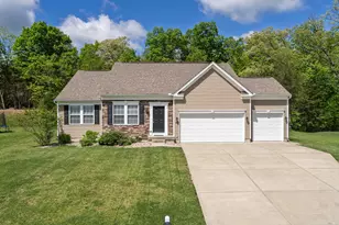 631 Mallard Dr, Alexandria, KY 41001 - Photo 1