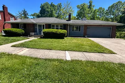 1005 Rose Circle, Park Hills, KY 41011 - Photo 1
