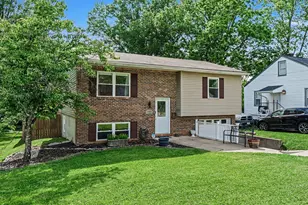 69 Goodridge Dr, Florence, KY 41042 - Photo 1