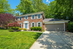 2068 Lakelyn Ct, Crescent Springs, KY 41017 - Photo 1