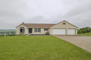 395 Reservoir Hill Rd, Falmouth, KY 41040 - Photo 1