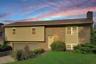 755 Meadow Wood Dr, Villa Hills, KY 41017 - Photo 1