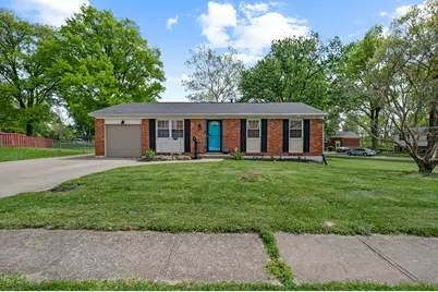 102 Berkley Drive, Florence, KY 41042 - Photo 1