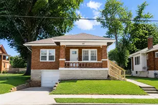 101 E 3rd St, Silver Grove, KY 41085 - Photo 1