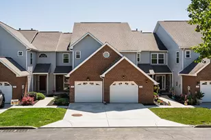 908 Crossgate Dr, Florence, KY 41042 - Photo 1