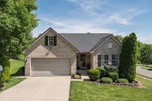 1652 Hogan Ln, Florence, KY 41042 - Photo 1