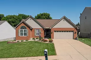 2097 Glenview Dr, Hebron, KY 41048 - Photo 1