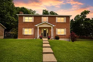 304 Chelsea Square, Florence, KY 41042 - Photo 1
