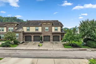 2381 Rolling Hills Dr, Covington, KY 41017 - Photo 1