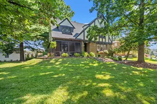 66 S Crescent Ave, Fort Thomas, KY 41075 - Photo 1