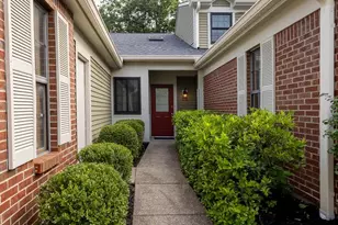 290 Secretariat Ct, Crestview Hills, KY 41017 - Photo 1