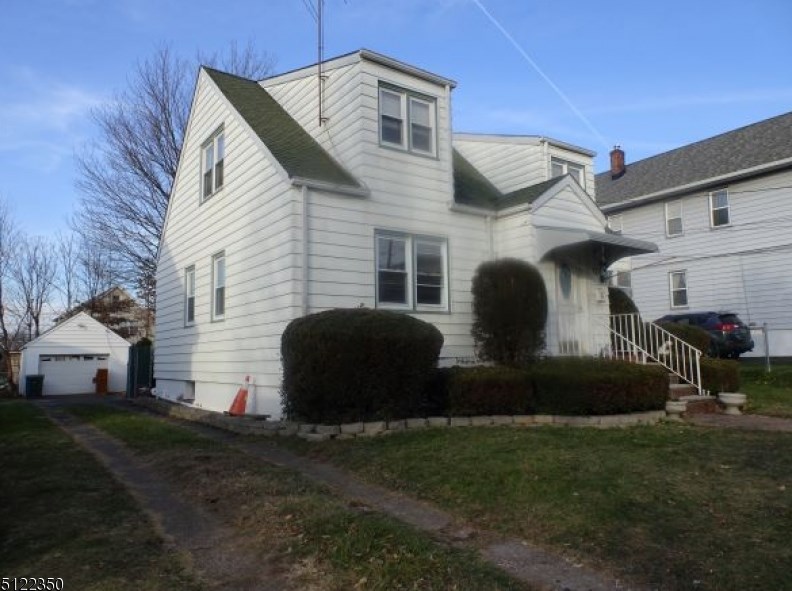 128 Barkley Ave, Clifton NJ  07011-3243 exterior