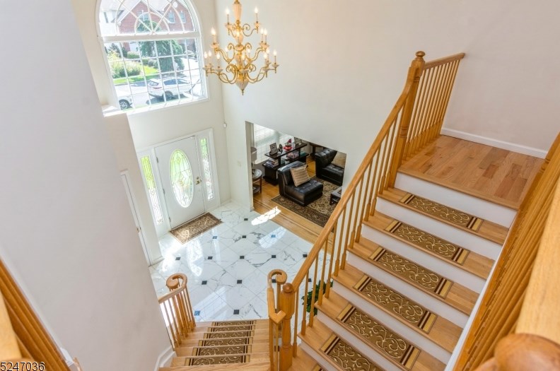 50 Deanna Dr, East Hanover NJ 07936-3208 exterior