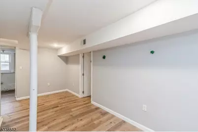 72 Sunset Ave, Newark, NJ 07106 - Photo 9