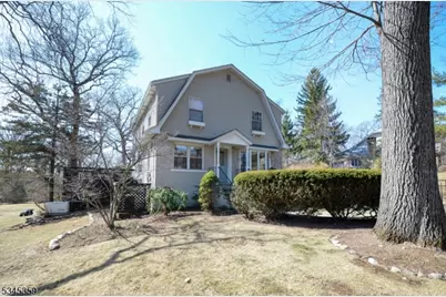 43 Roth Ave, Oakland, NJ 07417 - Photo 1