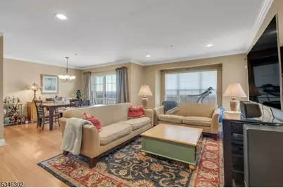 113 Ridge Dr, Pompton Lakes, NJ 07442 - Photo 1