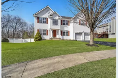 882 Walnut Pl, Jefferson Township, NJ 07849 - Photo 1