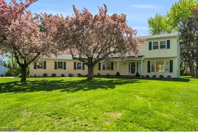 107 Victoria Dr, Bernards Township, NJ 07920 - Photo 1