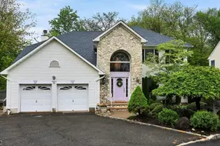 19 Trails End Ct, Westfield, NJ 07090 - Photo 1