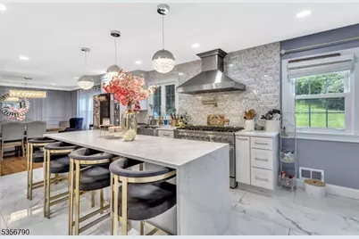 1051 Washington Valley Rd, Bridgewater, NJ 07920 - Photo 1