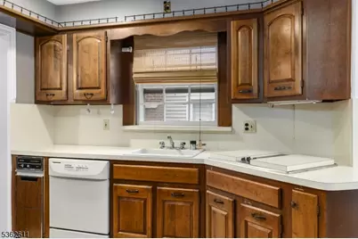 403 South Pkwy, Clifton, NJ 07014 - Photo 11